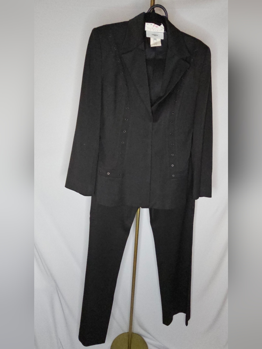 Vertigo Paris Vintage Tailored Two-Piece Blazer and Trousers Set